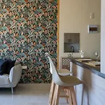 Mosaic - 1 Bedroom In لارنكا